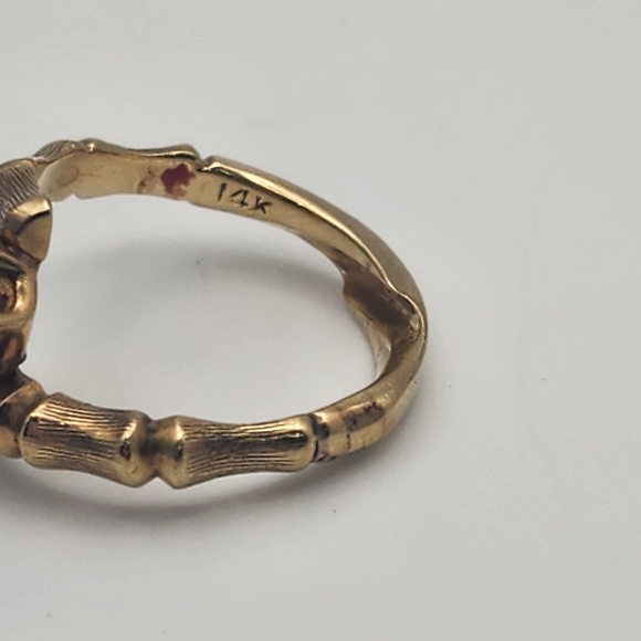 Vintage 14K Gold Bamboo-Style Ruby & Diamond Flower Bypass Ring (7.75) - Picture 7 of 10